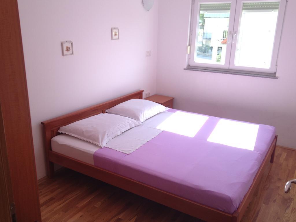 Gala Apartments Omiš Chambre photo