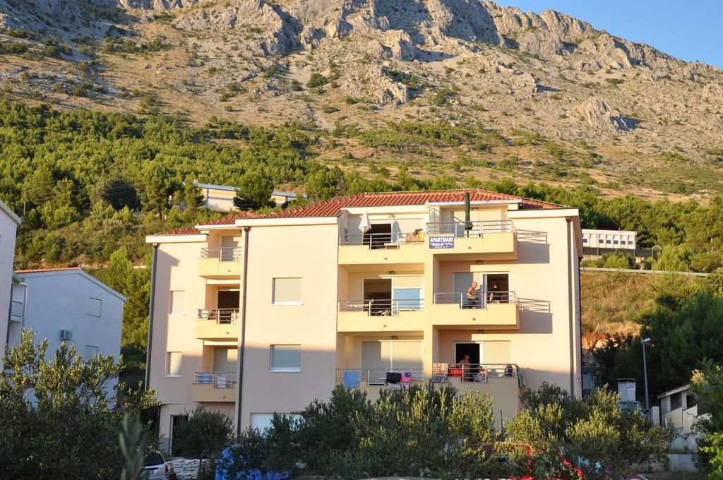 Gala Apartments Omiš Extérieur photo