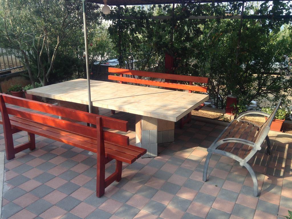 Gala Apartments Omiš Extérieur photo