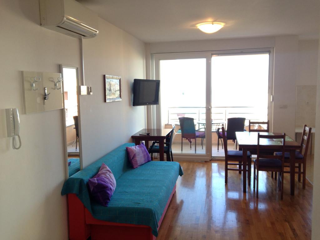 Gala Apartments Omiš Extérieur photo
