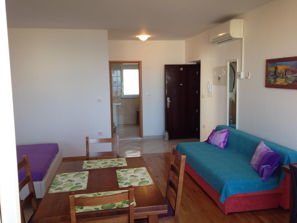 Gala Apartments Omiš Extérieur photo