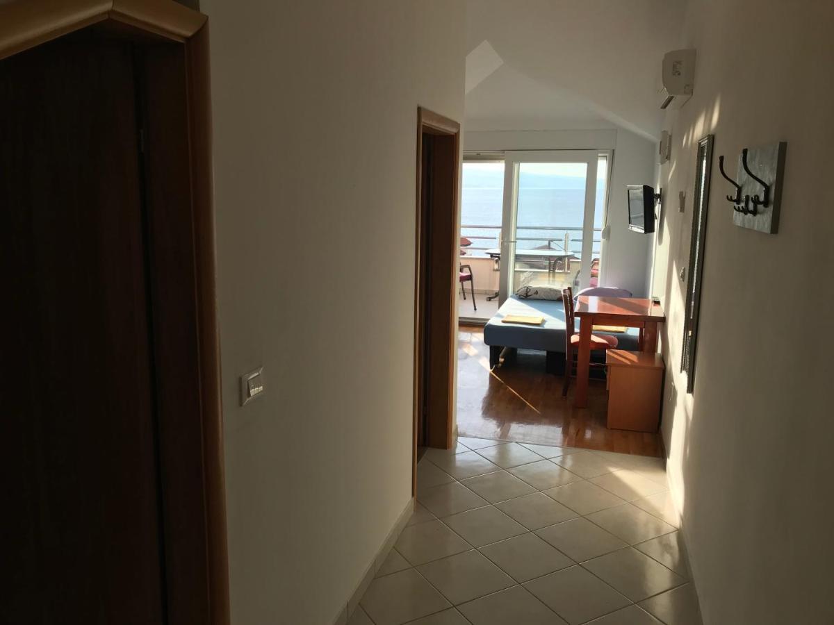Gala Apartments Omiš Extérieur photo