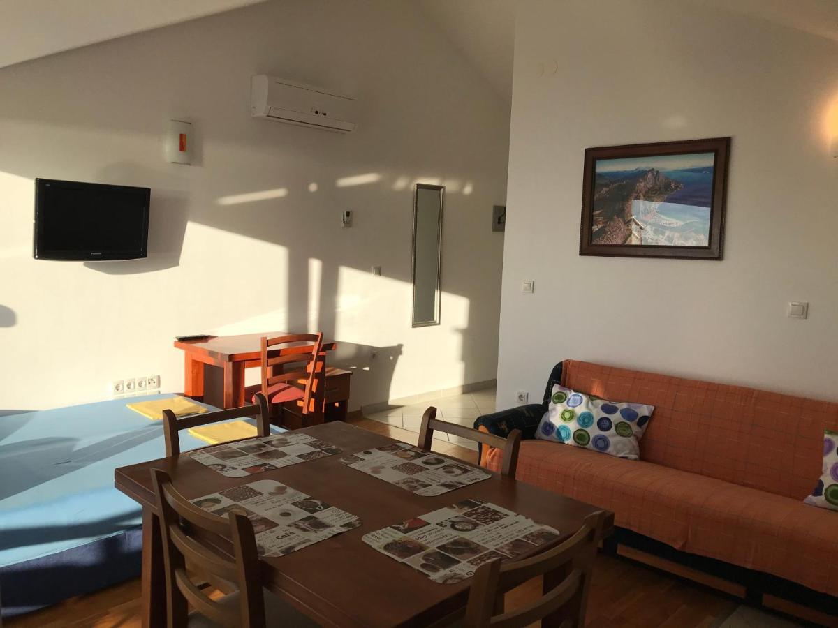 Gala Apartments Omiš Extérieur photo
