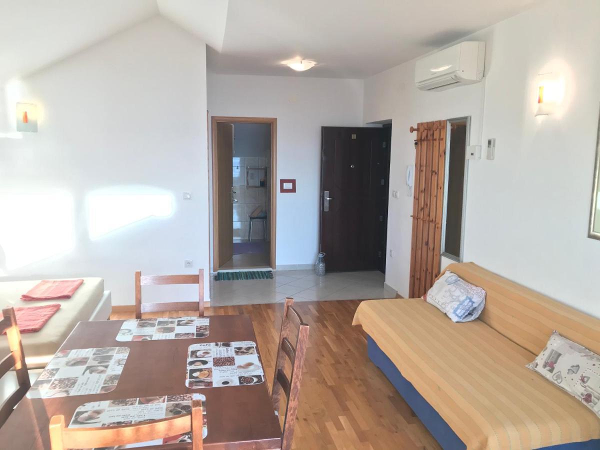 Gala Apartments Omiš Extérieur photo